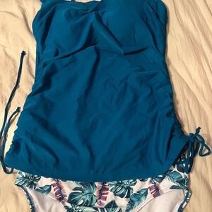 Teal Women's Swim Set